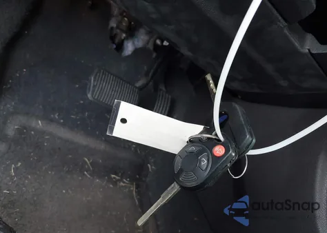 2014 Ford Focus Se z USA, uszkodzony, nr VIN 1FADP3K28EL437320